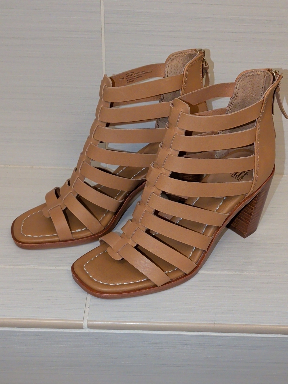 Söfft STRATFORD Strappy Leather Sandals in Luggage - New